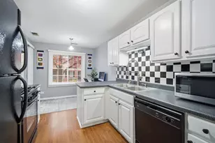 1345 E Evergreen Dr, Palatine, IL 60074 - Photo 7