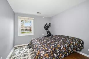 1345 E Evergreen Dr, Palatine, IL 60074 - Photo 13