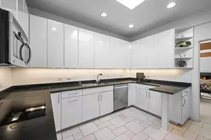 270 Euclid Ave, Winnetka, IL 60093 - Photo 9