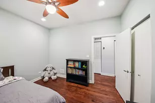 3929 N Ashland Ave, Chicago, IL 60613 - Photo 21