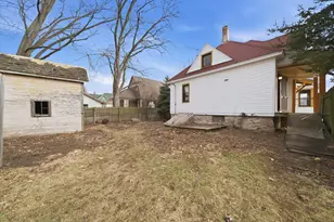 605 N Seminary Ave, Woodstock, IL 60098 - Photo 21