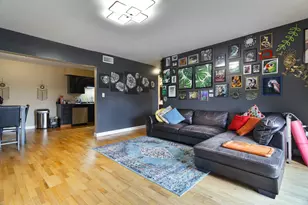 701 Limerick Ln, Schaumburg, IL 60193 - Photo 3