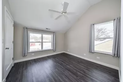 825 Albert Avenue, Sycamore, IL 60178 - Photo 11