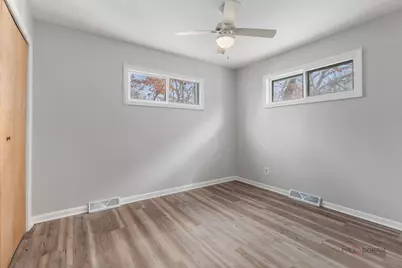 28529 W Treetop Road, Ingleside, IL 60041 - Photo 11