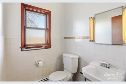 209 E 3rd Street, Aroma Park, IL 60910 - Photo 17