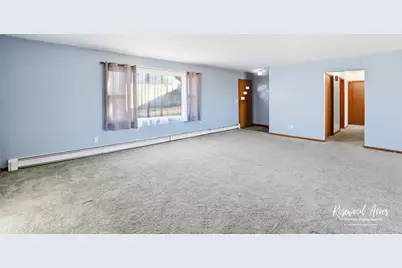 209 E 3rd Street, Aroma Park, IL 60910 - Photo 3