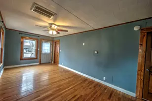 107 N Pearl St, Milford, IL 60953 - Photo 9