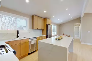 907 W North Ave, Lake Bluff, IL 60044 - Photo 7