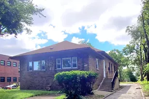 12432 S State St, Chicago, IL 60628 - Photo 1