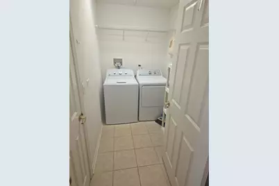 6815 N Milwaukee Avenue #201, Niles, IL 60714 - Photo 17