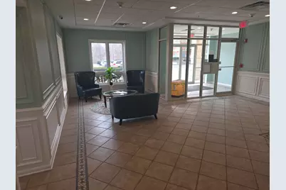 6815 N Milwaukee Avenue #201, Niles, IL 60714 - Photo 3