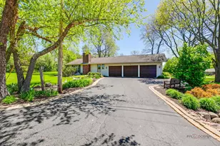 2 Acorn Dr, Hawthorn Woods, IL 60047 - Photo 35