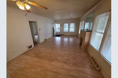 312 E 11th Street, Sterling, IL 61081 - Photo 11