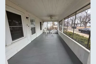 312 E 11th Street, Sterling, IL 61081 - Photo 5