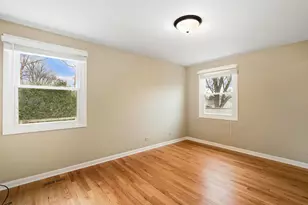 4 Burnt Ember Ct, Buffalo Grove, IL 60089 - Photo 23