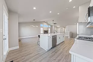 6006 W Carter Ct, Monee, IL 60449 - Photo 5