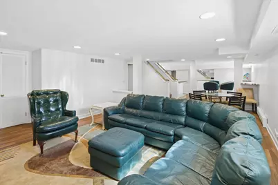 5873 N Forest Glen Avenue, Chicago, IL 60646 - Photo 29