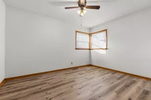 2025 24th St, Rockford, IL 61108 - Photo 11