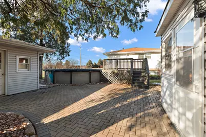 10506 S Michael Drive, Palos Hills, IL 60465 - Photo 19