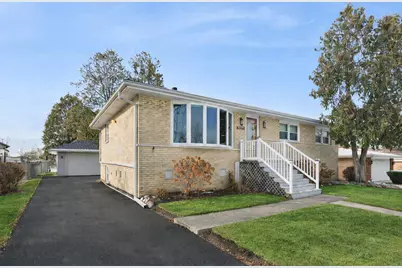 10506 S Michael Drive, Palos Hills, IL 60465 - Photo 1