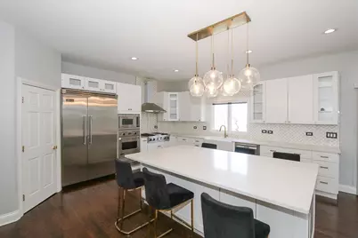 5N523 E Lakeview Circle, Saint Charles, IL 60175 - Photo 13