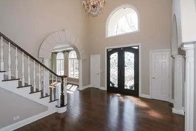 5N523 E Lakeview Circle, Saint Charles, IL 60175 - Photo 5