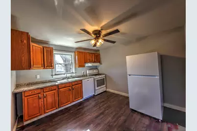 745 E Oak Street, Watseka, IL 60970 - Photo 11