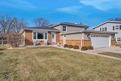 1924 Forrest Boulevard, Saint Charles, IL 60174 - Photo 1