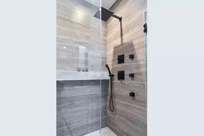 5620 N Francisco Avenue, Chicago, IL 60659 - Photo 17