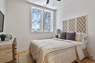 5620 N Francisco Avenue, Chicago, IL 60659 - Photo 27