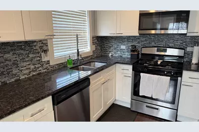 8408 Lorel Avenue, Burbank, IL 60459 - Photo 7