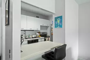 535 N Michigan Ave, Chicago, IL 60611 - Photo 11