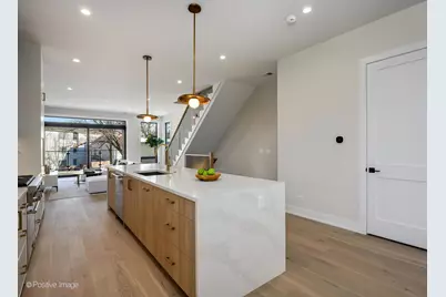 1412 N Elk Grove Avenue #F, Chicago, IL 60622 - Photo 9