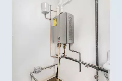 1655 Windsor Road, Pingree Grove, IL 60140 - Photo 27