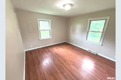 145 Hickory Grove Street, Salem, IL 62881 - Photo 17