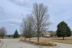 1852 Red Oak Ln, Spring Grove, IL 60081 - Photo 1