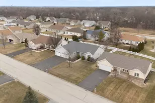 855 Yorkshire Ter, Crete, IL 60417 - Photo 5