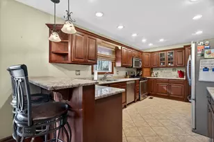 17644 W Bicentennial Dr, Elwood, IL 60421 - Photo 9