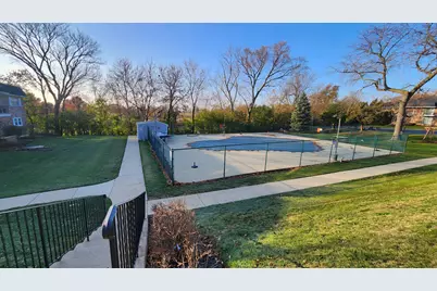 2331 Ogden Avenue #10, Downers Grove, IL 60515 - Photo 23