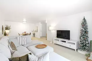 8640 Waukegan Rd, Morton Grove, IL 60053 - Photo 9