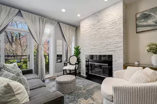 2846 N Damen Ave, Chicago, IL 60618 - Photo 3