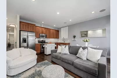 [Address not provided], Chicago, IL 60618 - Photo 5