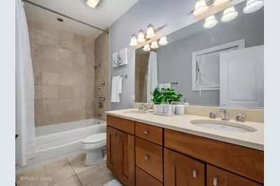 [Address not provided], Chicago, IL 60618 - Photo 11