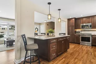 331 S Rammer Ave, Arlington Heights, IL 60004 - Photo 7