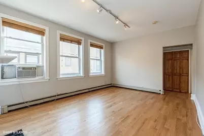 630 W Waveland Avenue #4C, Chicago, IL 60613 - Photo 3