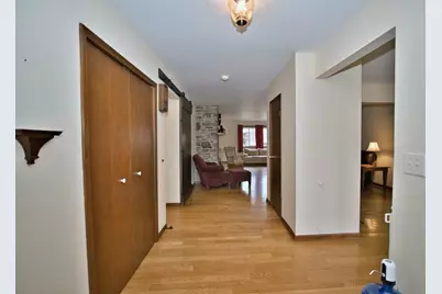 6N060 Virginia Road, Roselle, IL 60172 - Photo 9