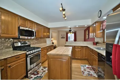 6N060 Virginia Road, Roselle, IL 60172 - Photo 15