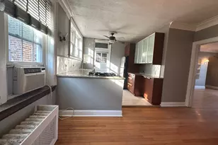 1354 W Greenleaf Ave, Chicago, IL 60626 - Photo 9