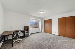 2111 Sunview Dr, Champaign, IL 61821 - Photo 17