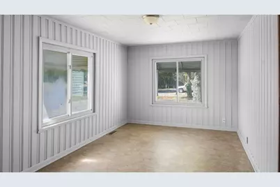 913 Forrest Street, Danville, IL 61832 - Photo 11